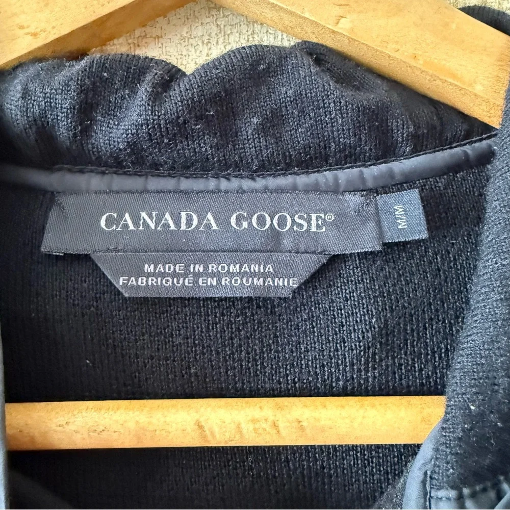 Canada Goose Windbridge Men’s Hoodie Size Medium - Picture 4 of 7
